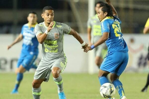 Sempat Unggul Dua Gol, Persib Kembali Gagal Menang