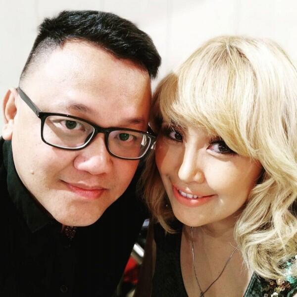 Jarang Diekspos! 10 Momen Bahagia Pinkan Mambo dan Suami Tersayang