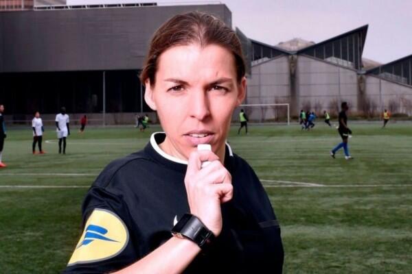 Stephanie Frappart, Perempuan Pertama di Laga Piala Super Eropa