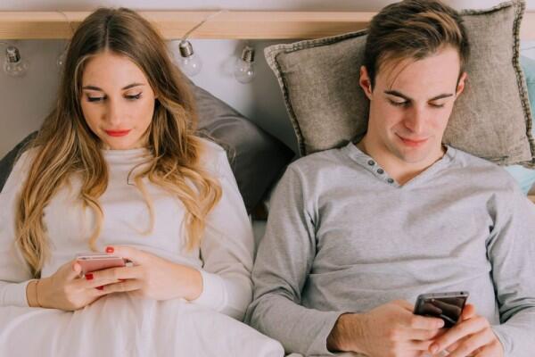 5 Kebiasaan di Instagram yang Bisa Jadi Toxic dalam Hubunganmu