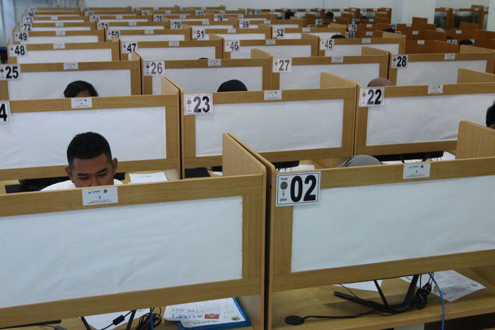 Ide memajukan UTBK menuai protes publik
