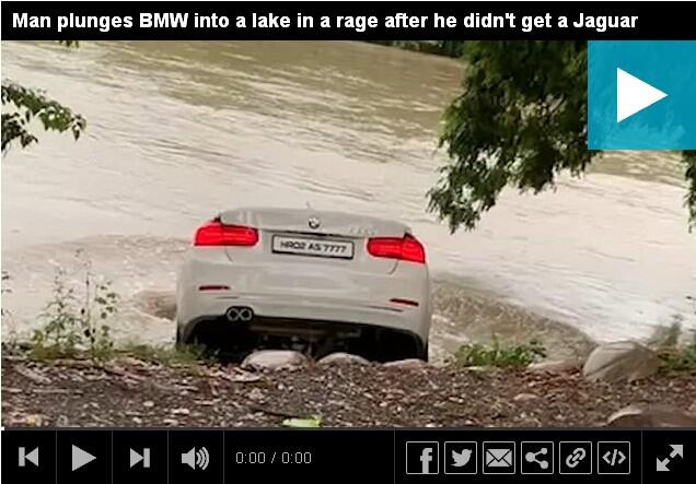 Pria Ini Mendapatkan Kado Mobil Mewah BMW Dari Orangtuanya Malah Dibuang ke Sungai