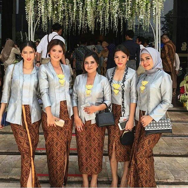 Kamis Semakin Manis Karena Wajib Kebaya Di Daerah Ini.