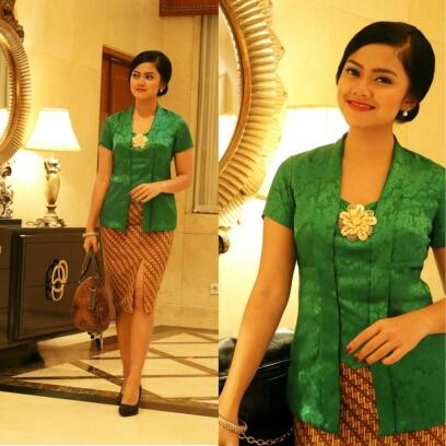 Kamis Semakin Manis Karena Wajib Kebaya Di Daerah Ini.