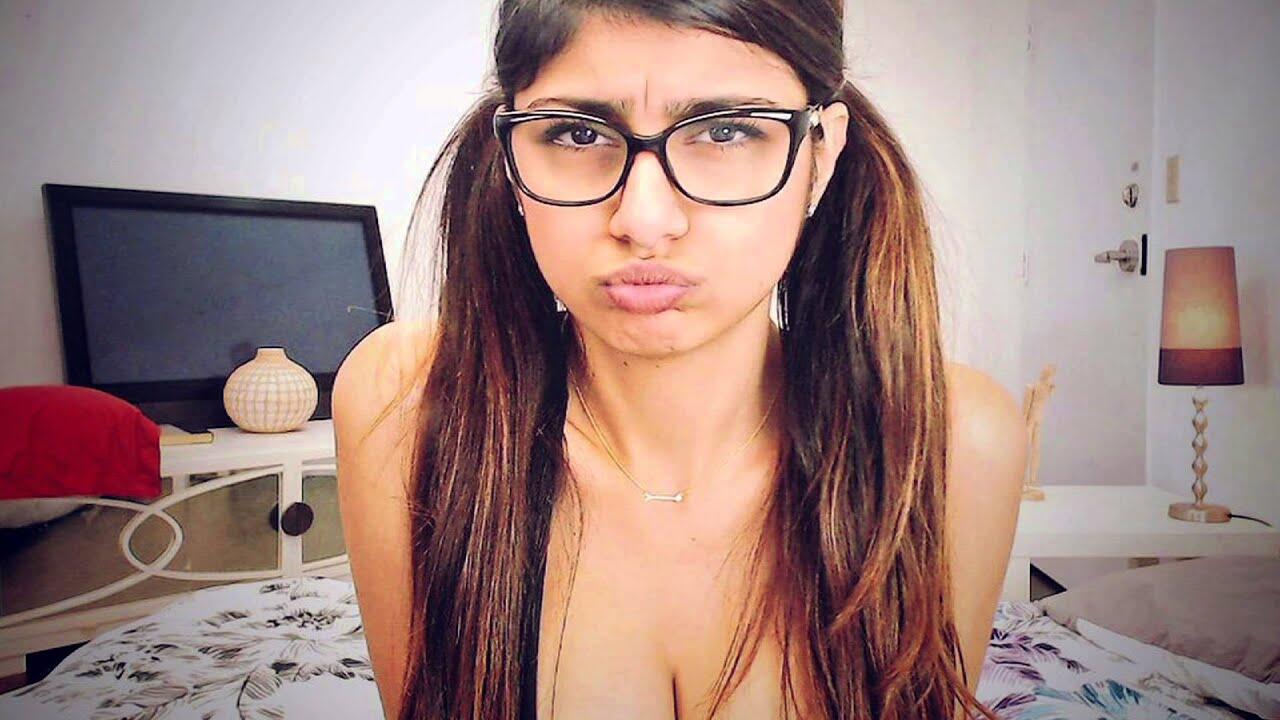 Fakta Tak Disangka Tentang Mia Khalifa