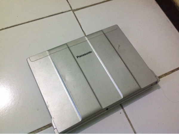 BAGAIMANA CARA MENGGANTI HARDISK PANASONIC CF N9