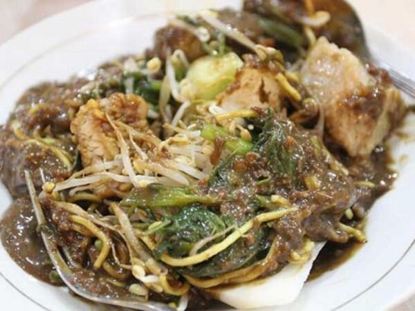 5 Macam Rujak Nusantara yang Gak Pakai Buah-buahan, Nikmat!