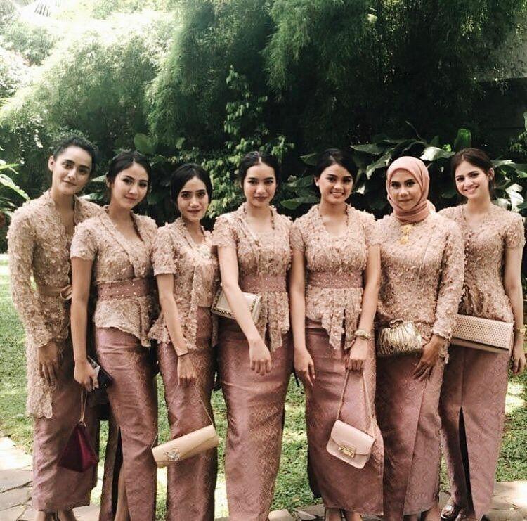 Tren Kebaya Jepara Sampai Nonik Belanda. Agan Wajib Coba!