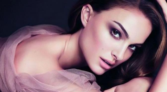 Cantik dan Seksi, Ini 10 Artis Hollywood Paling 'Hot'