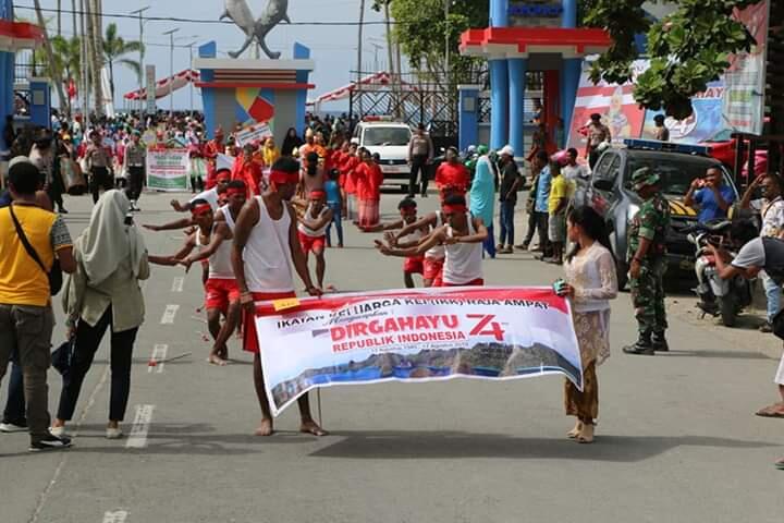 kemeriahan HUT RI ke-74 TH di raja ampat