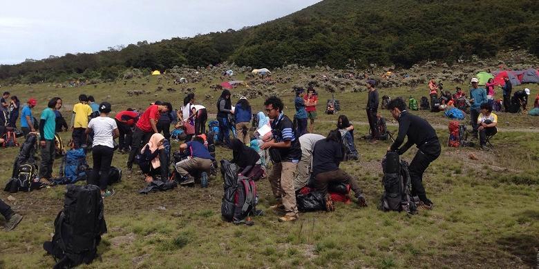 Anak Muda Kini Lebih Pilih Wisata Naik Gunung Dari Pada Ke Mall