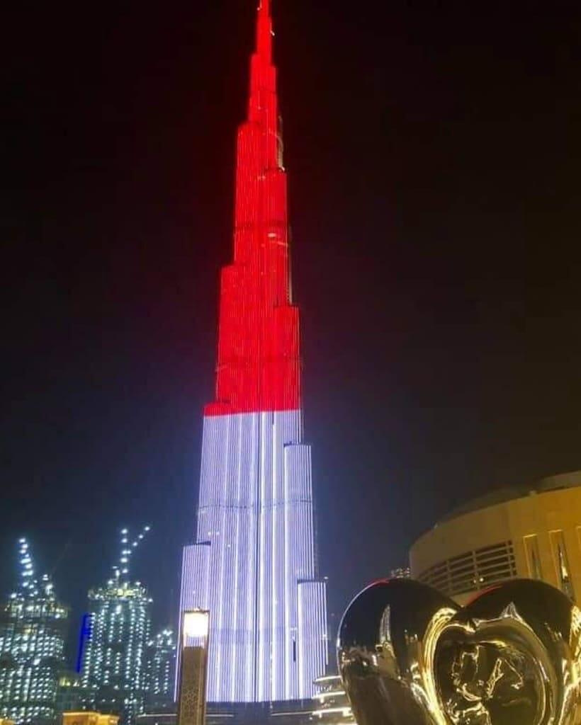 Bangga! Merah Putih Selimuti Menara Burj Khalifa di Dubai Memperingati HUT ke-74 RI