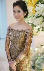 Wanita Memakai Kebaya, Perjuangan Melestarikan Budaya