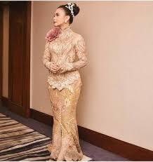 Wanita Memakai Kebaya, Perjuangan Melestarikan Budaya