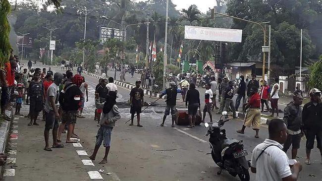 Aksi Protes Massa Kembali Digelar di Kantor Wali Kota Sorong