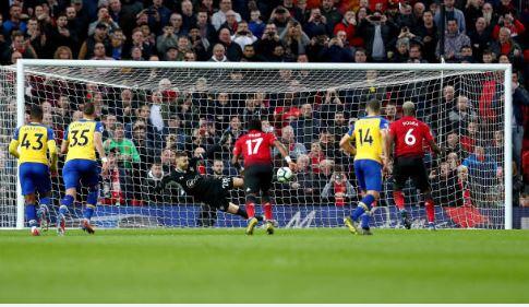 Simak, Gan! Ini Daftar 4 Momen Kegagalan Penalti Paul Pogba di Manchester United