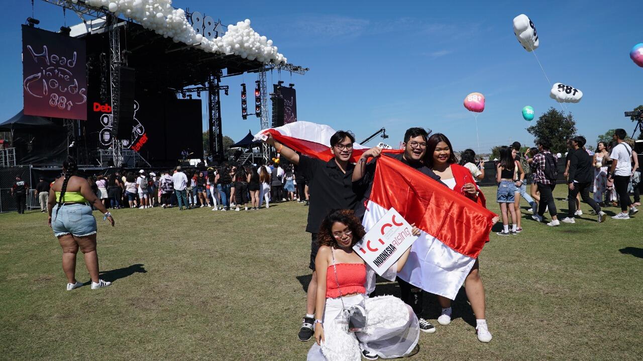 Bikin Bangga! Musisi Indonesia Tampil di Head in the Clouds 2019