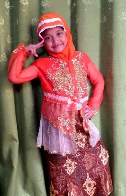 Kebaya Dan Anak Perempuan Indonesia