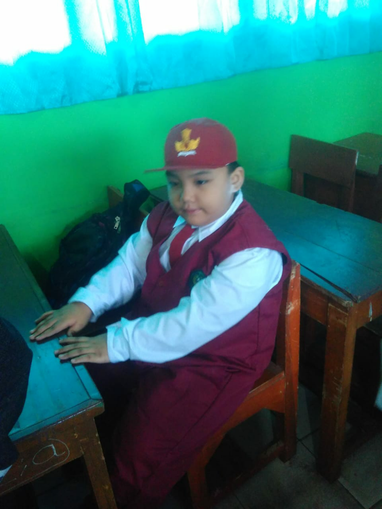 Yang Ringan Dari Serba-Serbi Pendidikan Indonesia