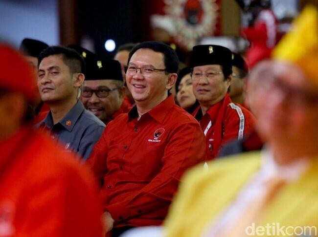 Tak Tergiur Maju Pilwali Surabaya, Ahok Pilih Dampingi Petani di NTT