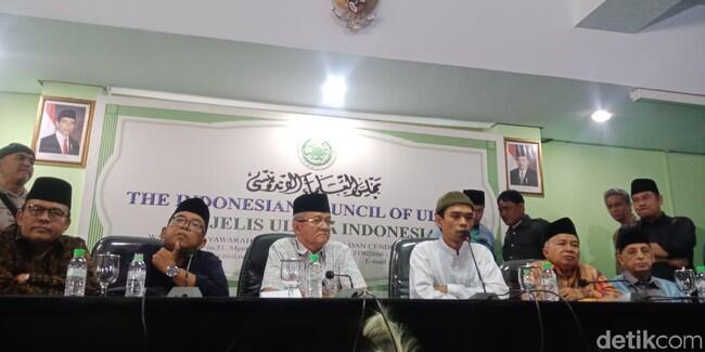 MUI Minta Isu Ceramah Salib Ustaz Somad Tak Dibawa ke Ranah Hukum