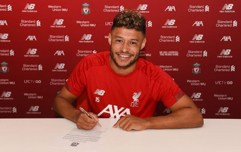 Resmi Teken Kontrak Baru, Oxlade-Chamberlain Seperti Pemain Anyar Liverpool Musim Ini