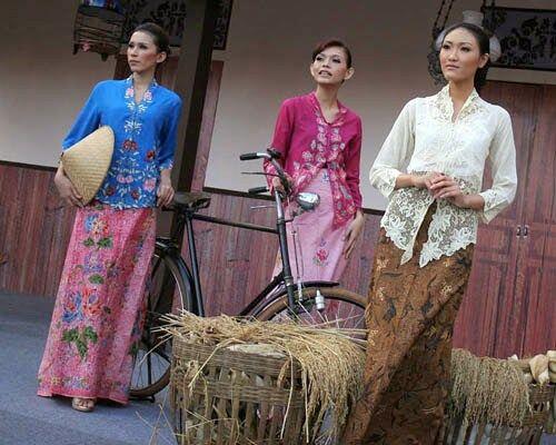Opsi Mode Kebaya : Antara Tradisional, Modern, dan Muslim