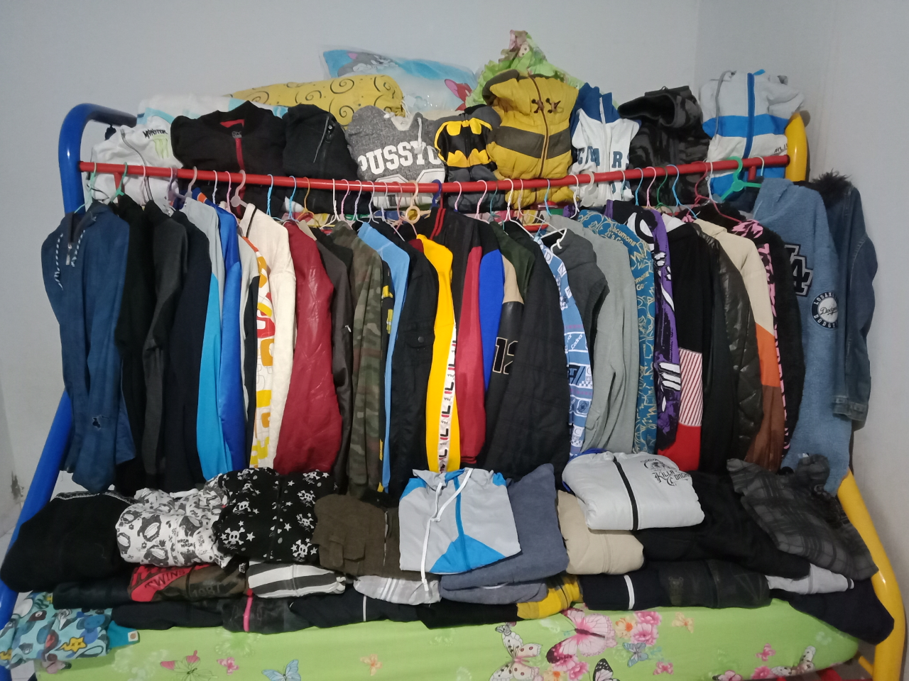 Ada Yang Hobi Koleksi Jaket?