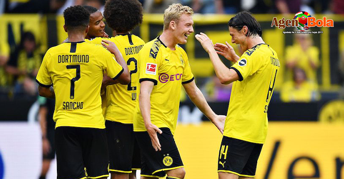 Susah Payah Menang di Rhein Energie Stadion, Dortmund Raih Poin Penuh Kedua