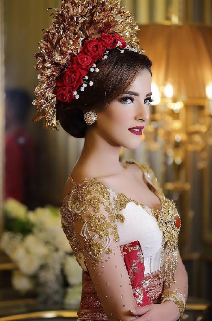 Cantik, Ini Dia Potret Tasya Farasya Dalam Balutan Kebaya!