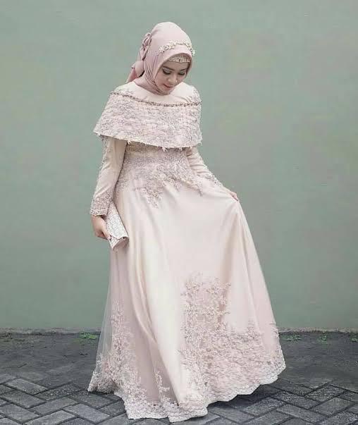 Ini Gais, Kebaya Yang Lagi Tren Saat Ini