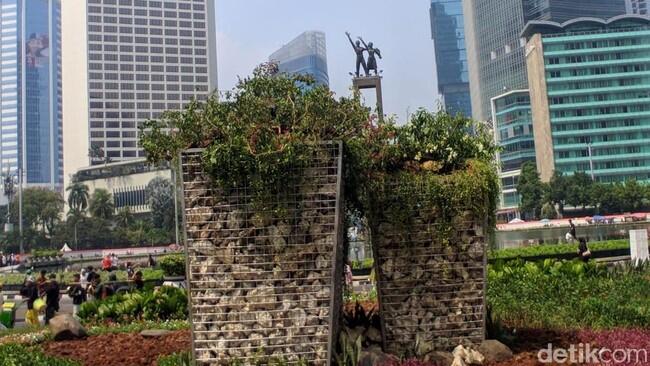  Potret Batu Karang yang Ada di Instalasi Gabion Bundaran HI