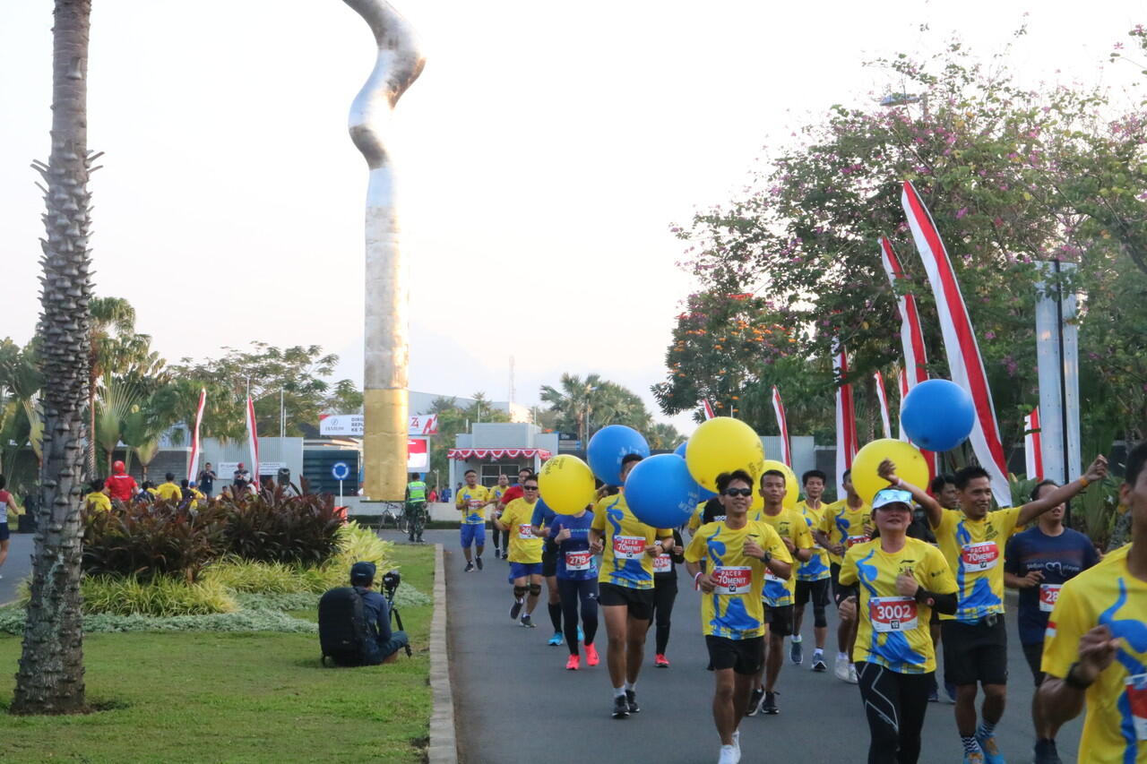 Sebanyak 6.000 Pelari Ramaikan Tiket.com Kudus Relay Marathon, Ada Butet juga Gan!