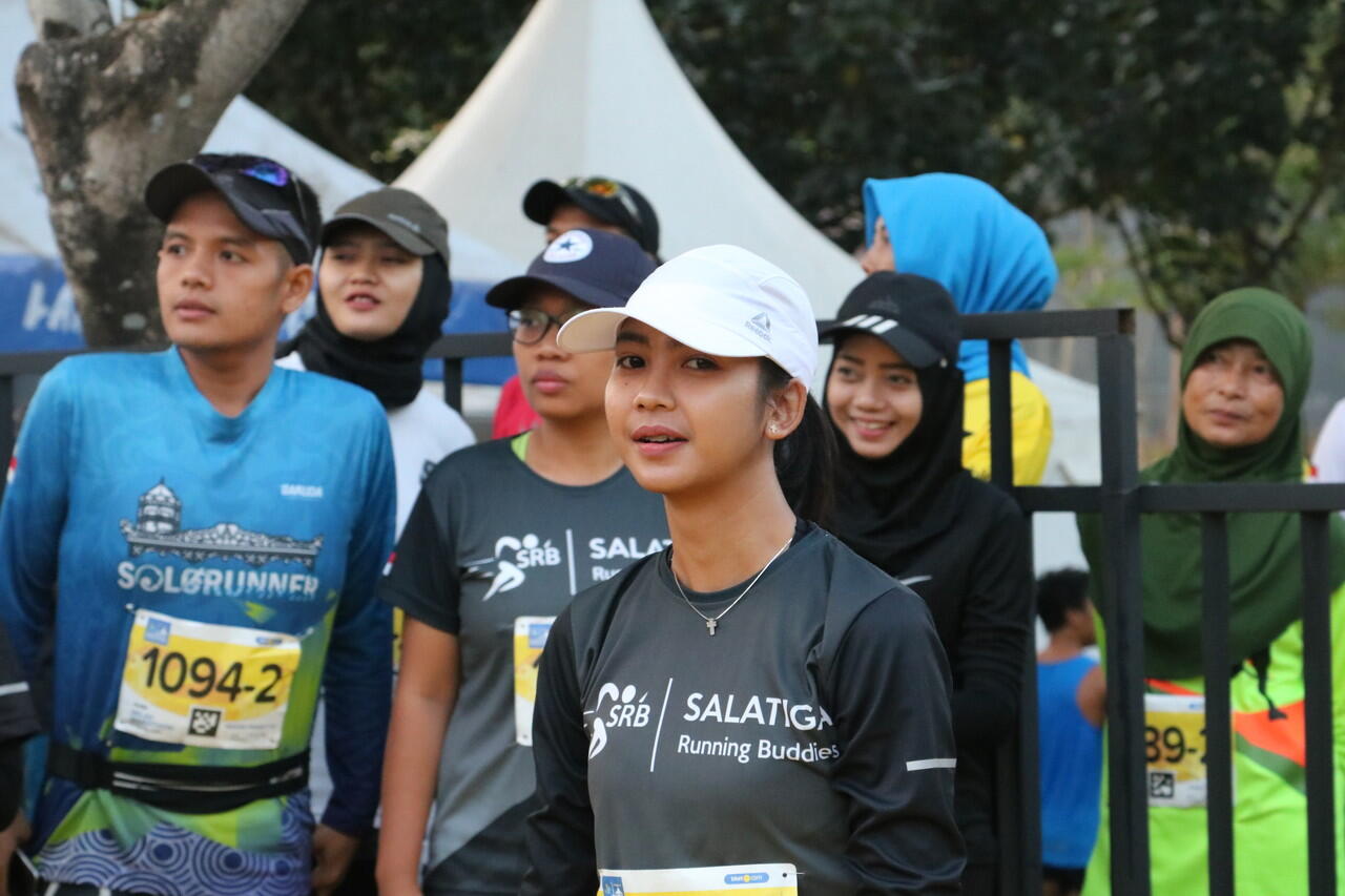 Sebanyak 6.000 Pelari Ramaikan Tiket.com Kudus Relay Marathon, Ada Butet juga Gan!