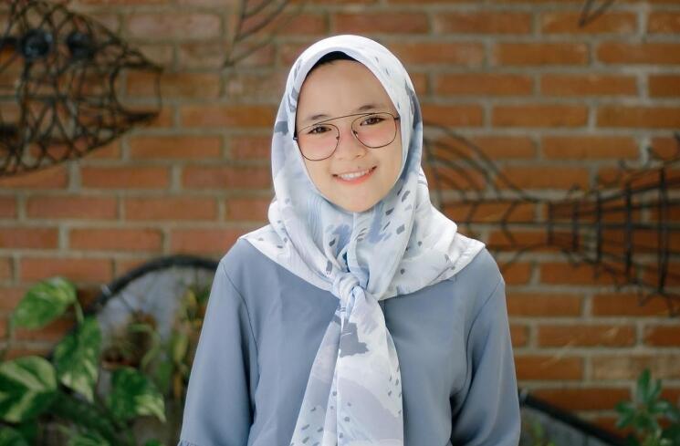Hijab Outfit Ala Nissa Sabyan Ini Cocok Digunakan Untuk Acara Formal