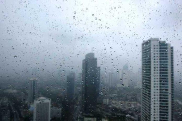 Hore, Jakarta Mulai Turun Hujan