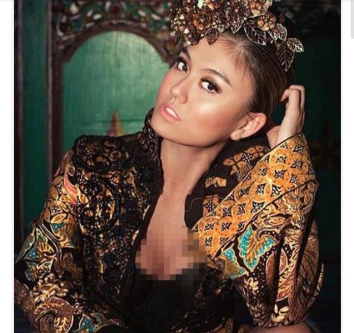 Ternyata Seorang Agnes Monica Juga Berkebaya Di Panggung, Sensasional Nih!