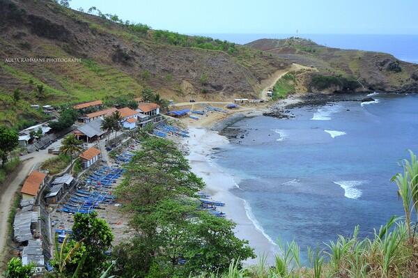 Saya Sangat Bangga Dengan Tempat Wisata Yang Ada Di Indonesia Ini