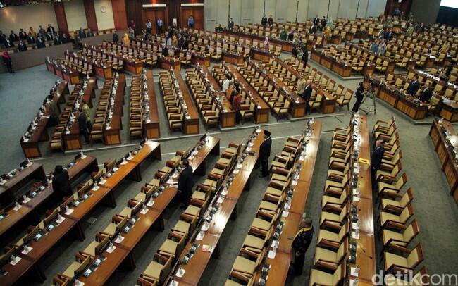 263 Anggota Dewan Bolos di Paripurna HUT DPR RI