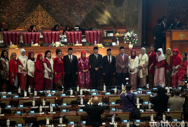 263 Anggota Dewan Bolos di Paripurna HUT DPR RI