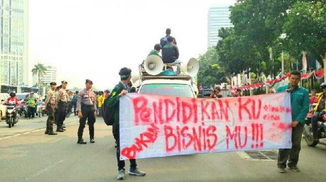 Sistem Pendidikan Negeri Ini Perlu Dibenahi, Konsisten dan Matang