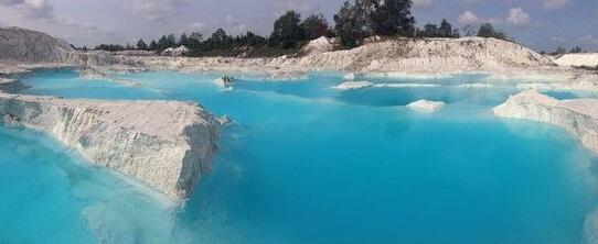 Pesona Alam Biru Yang Bikin Aku Bangga Jadi Bagian Indonesia!