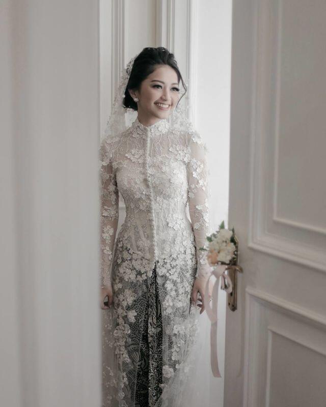 Kebaya, Pakaian Adat Yang Pantas Untuk Acara Apapun