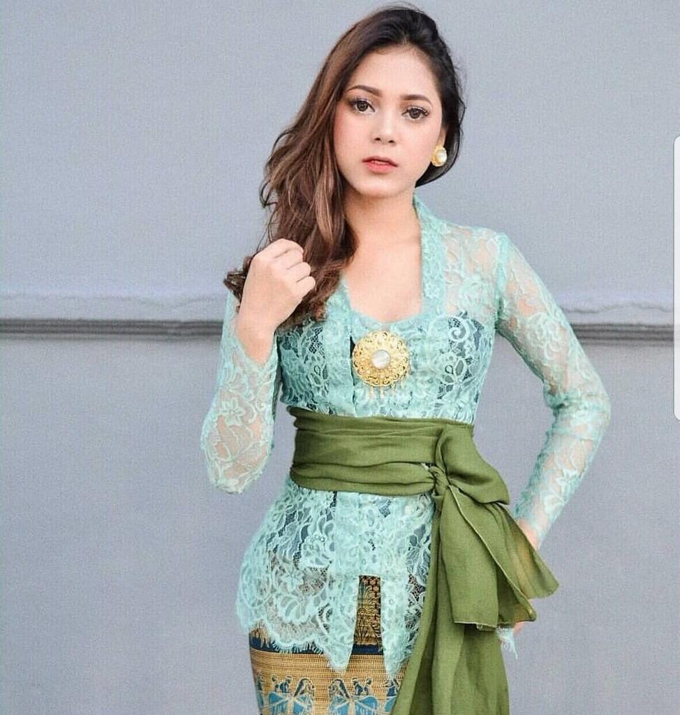 Kebaya, Pakaian Adat Yang Pantas Untuk Acara Apapun