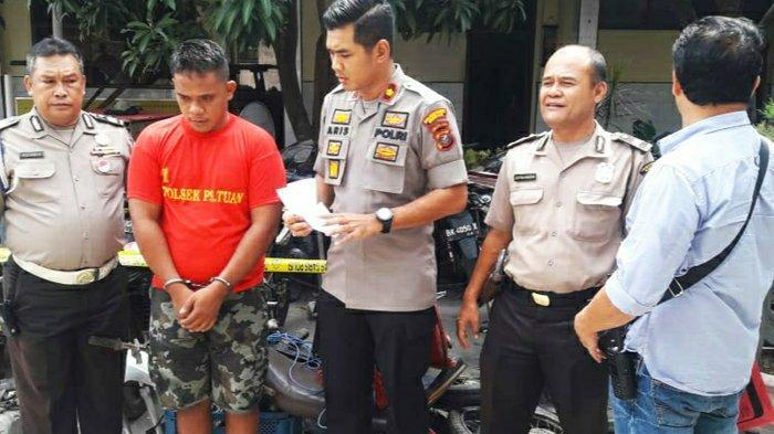 Polisi Temukan 2 Motor Sdh Dicincang&4 Motor tanpa Surat di Rumah Jhon Roberto Purba