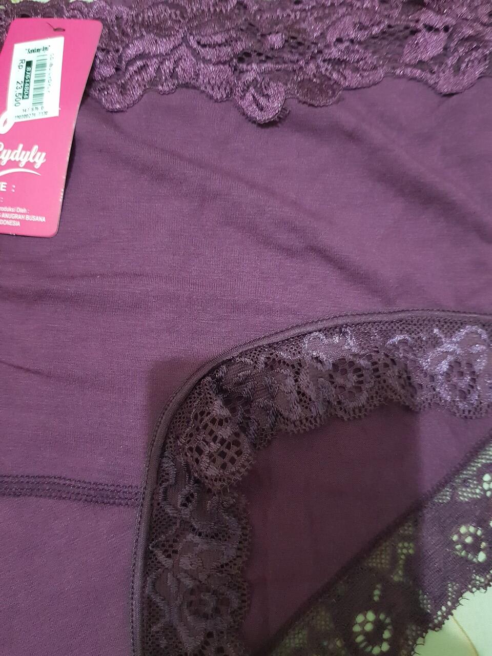 Celana Dalam