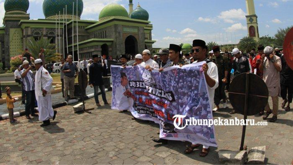 Ribuan Orang di Riau Diperkirakan akan Ikut Aksi Bela UAS di Pekanbaru