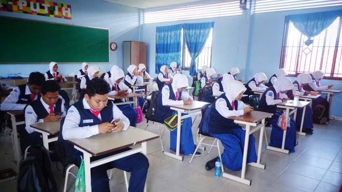 Perbedaan Sekolah di Zaman Dahulu dengan Sekolah di Zaman Sekarang