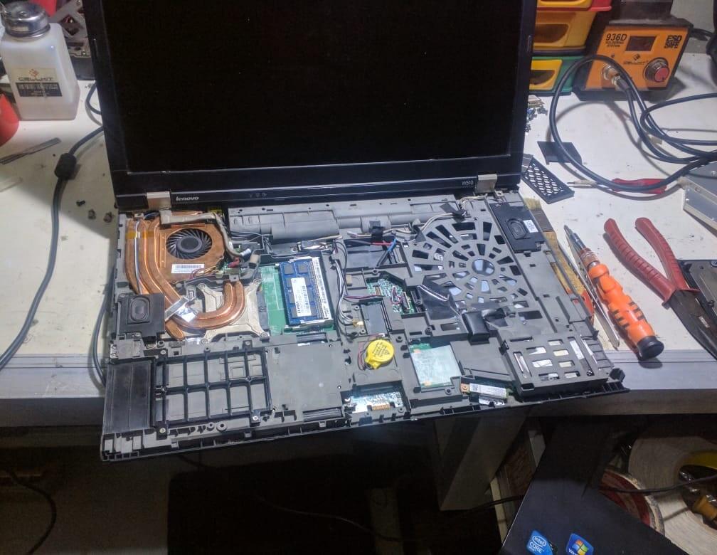 Service Laptop dan MacBook di Malang 