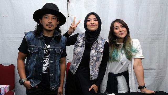 Pia, Kikan, Tantri, Aiu..... Indonesia Selalu Punya Vokalis Perempuan Hebat!
